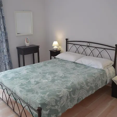 The House 2 Apartament